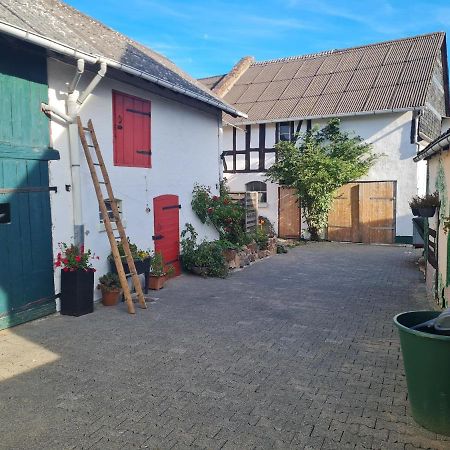 Ferienwohnung Im Wispertaunus Dickschied Buitenkant foto